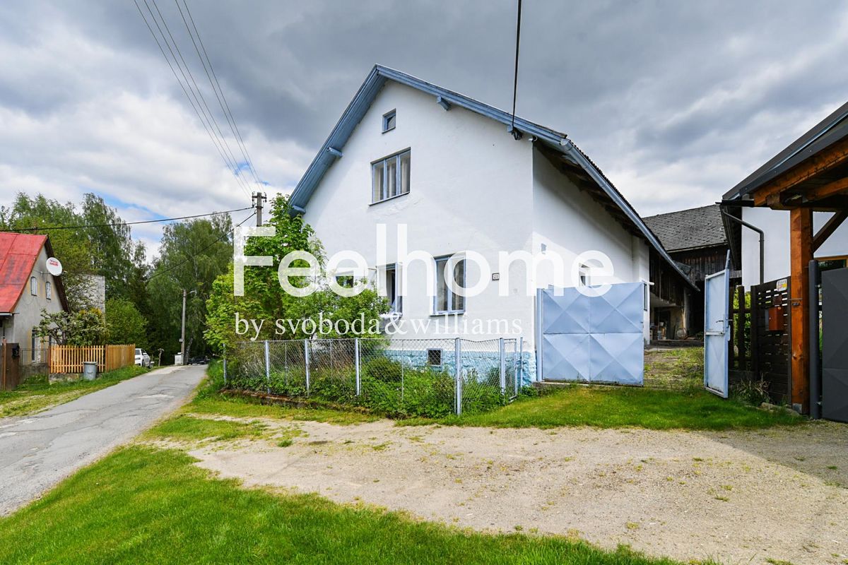 Prodej rodinného domu 360 m², pozemek 431 m²